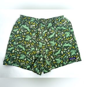 Patagonia Baggies Shorts Mens Alligators Gator Bullfrog Print Kale Green Small